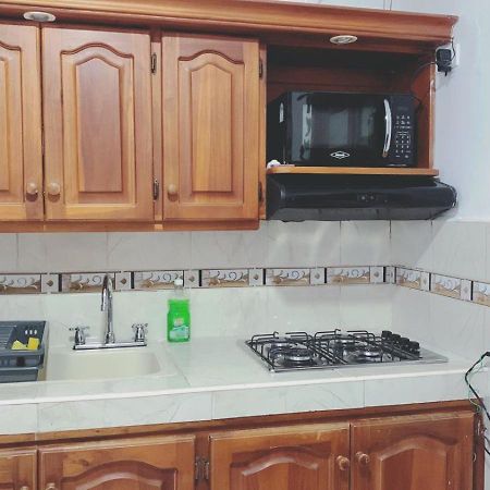 Hotel Habitacion Privada En Jardin Cerca Al Parque Esterno foto